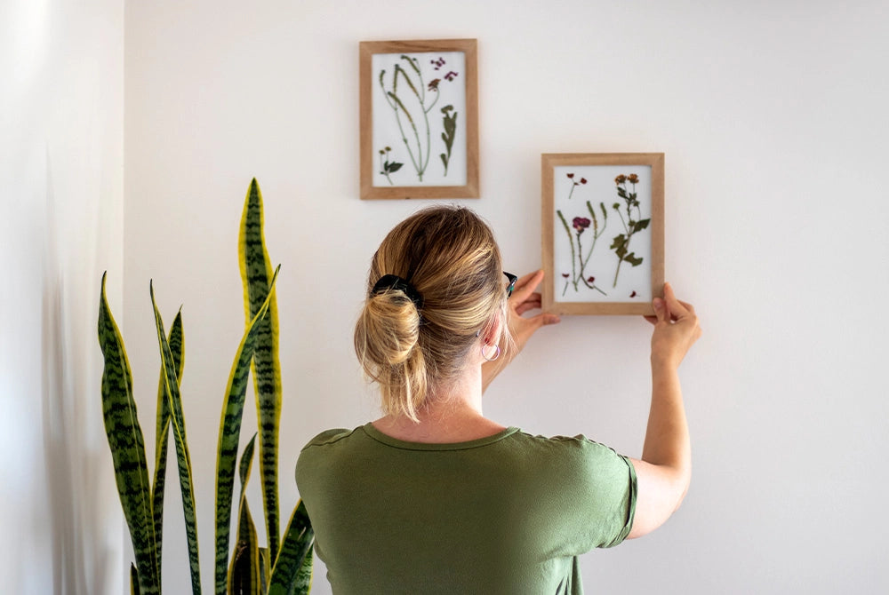 Discover Instantly: How to Hang Decorative Paintings with Perfection